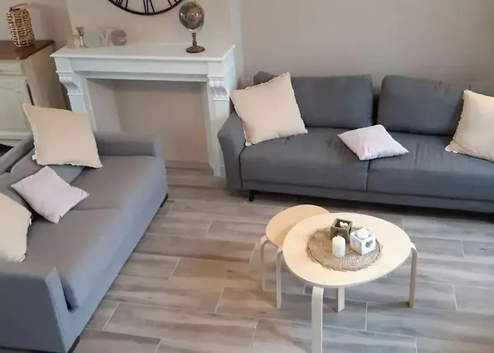 Maison Independante A Avec Jardin 175 M² Marquise