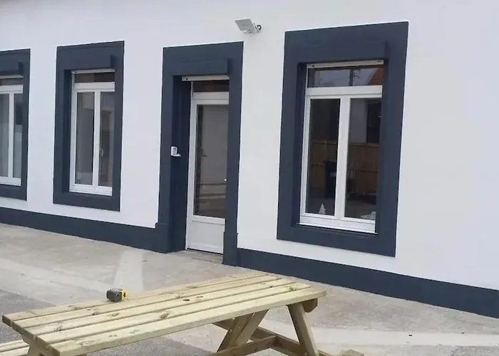 Maison Independante A Avec Jardin 175 M²